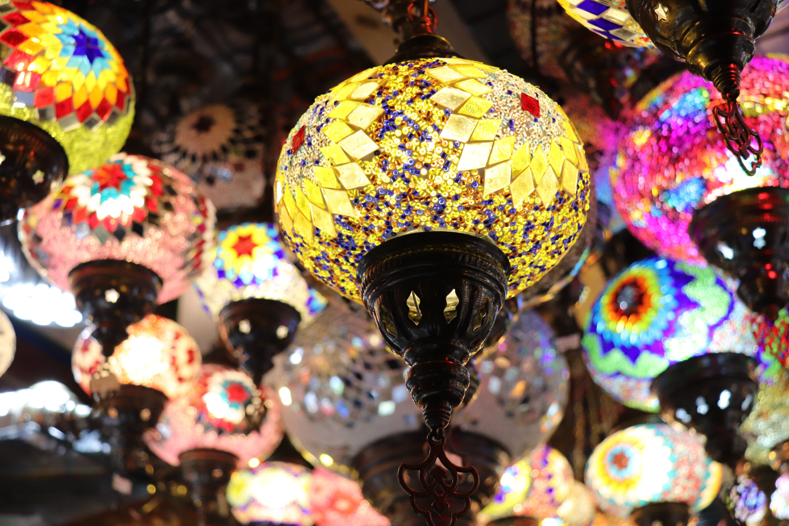 A kaleidoscope of handmade gifts and glowing lanterns, Winter Village turns Midtown into a festive escape from the city rush.