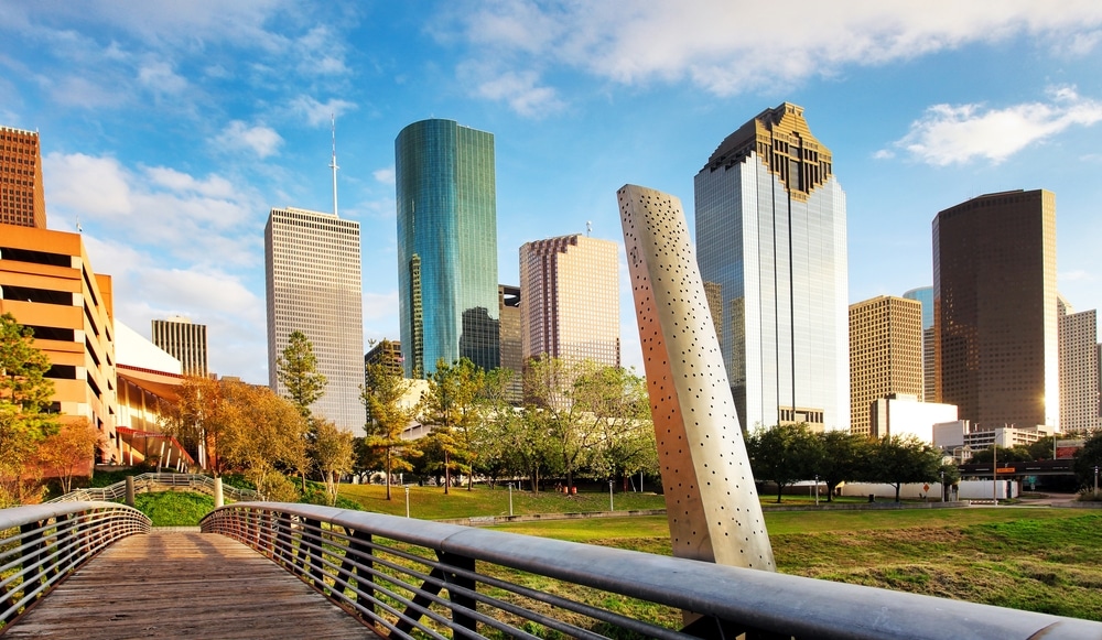 Wooden bridge in Buffalo Bayou Park