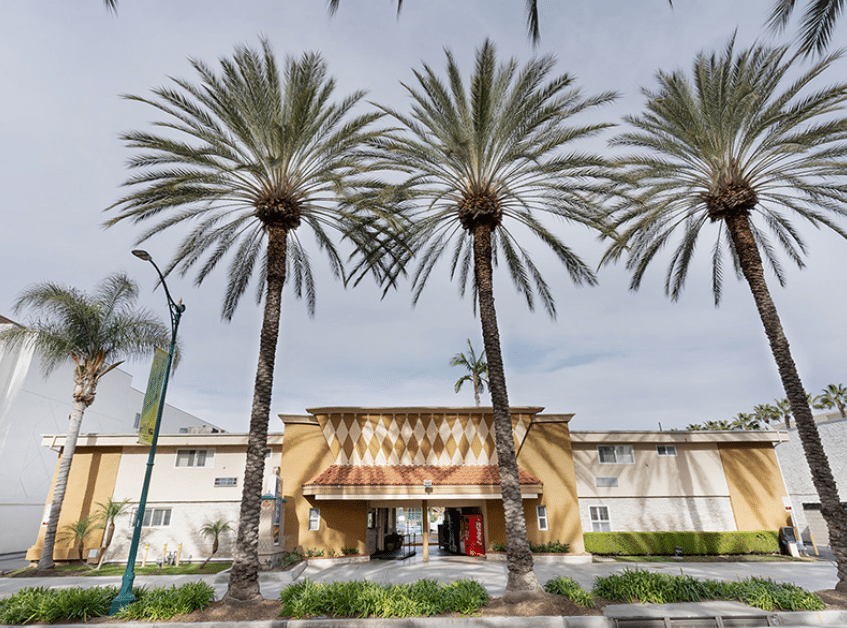 Front facade of Americas Best Value Inn & Suites Anaheim Convention Center 